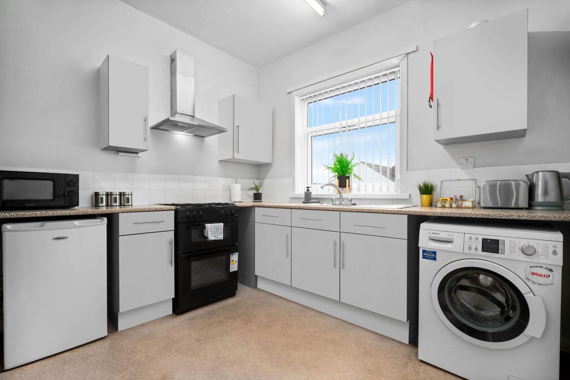 Two Bedroom Apartment - Single Beds - Accommodates 3 - Street Parking - Top Rated -Wbb West Bromwich Exteriér fotografie